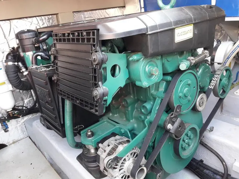 Entretien bateau près de Hyères